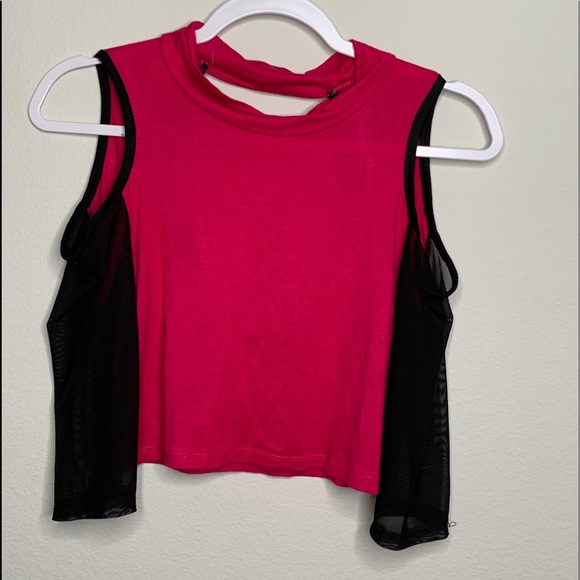 Pretty Blouse for day occasion,gym . - Picture 2 of 5
